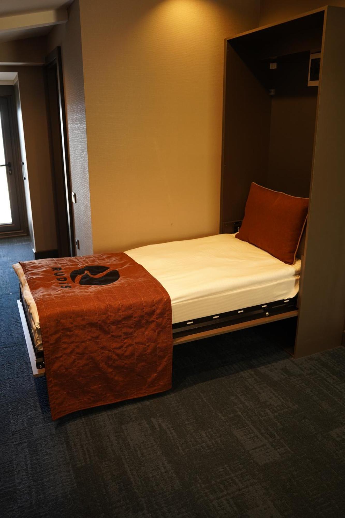 Rudis Hotel Narlidere Екстер'єр фото